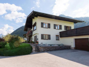 Holiday flat on a farm in Tyrol 100 m from the mountain railway